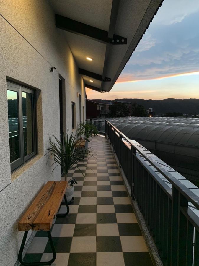 鄉間小路 Home 備有專屬停車場 Zhushan Exteriör bild